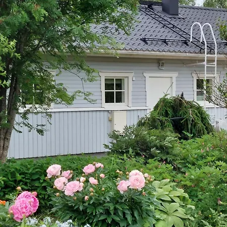 Iso Huone Aurinkomaeellae Jylli